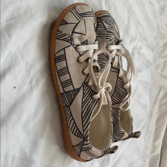 Mukishoes - Picture 6 of 6